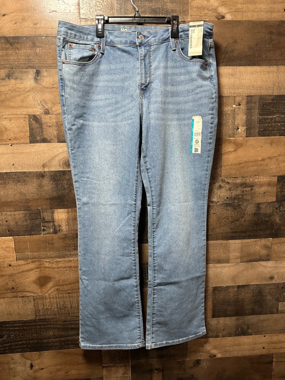 No Boundaries Womens Bootcut Jeans Size 18 Light Wash Mid Rise Stretch 32x36 NWT
